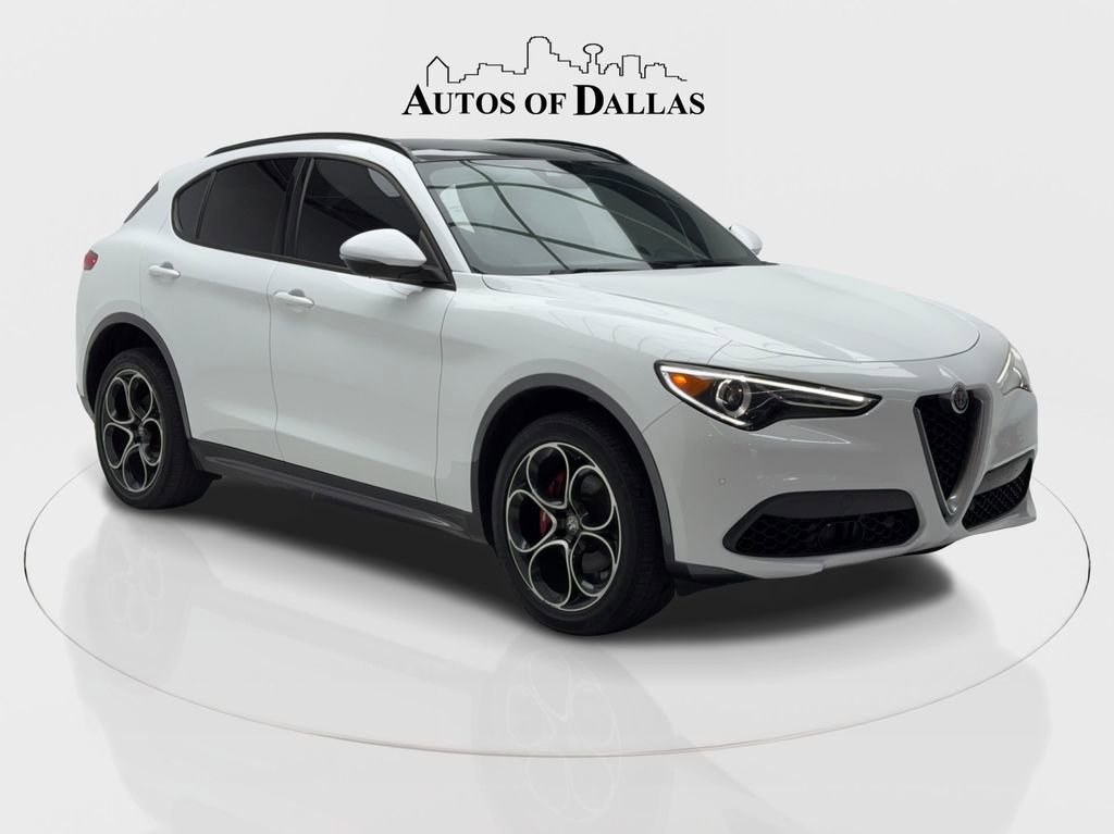Used 2022 Alfa Romeo Stelvio Ti AWD/4WD image 1