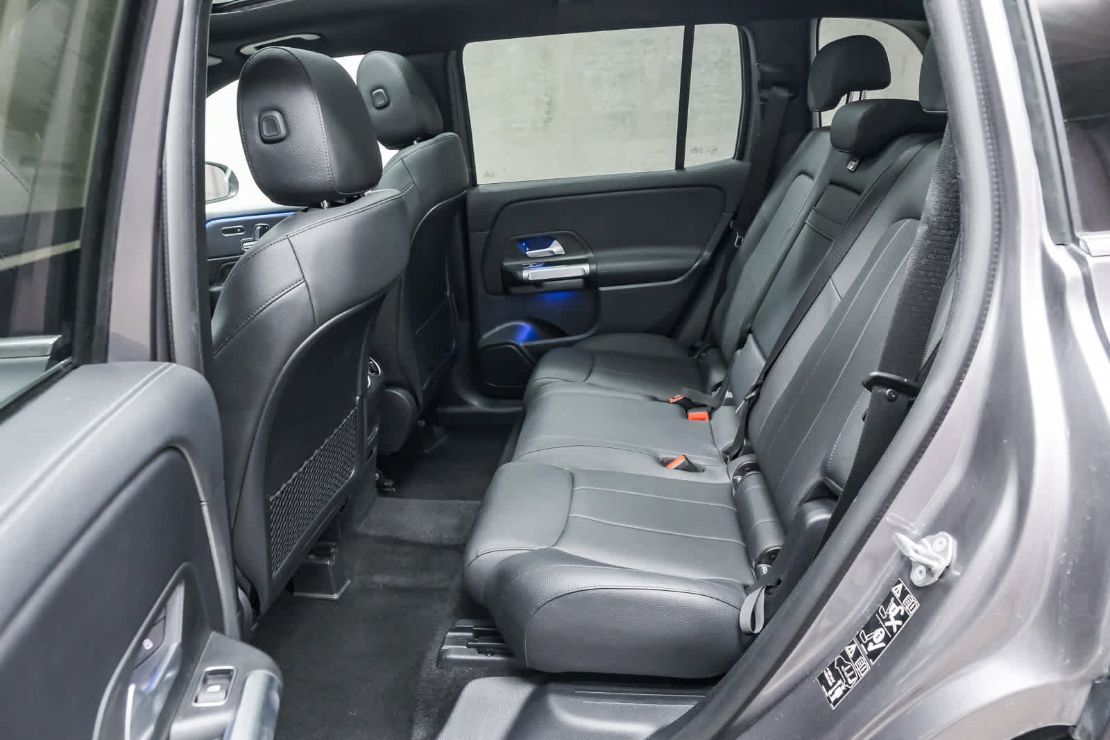 Used 2022 Mercedes-Benz GLB 250 image 23