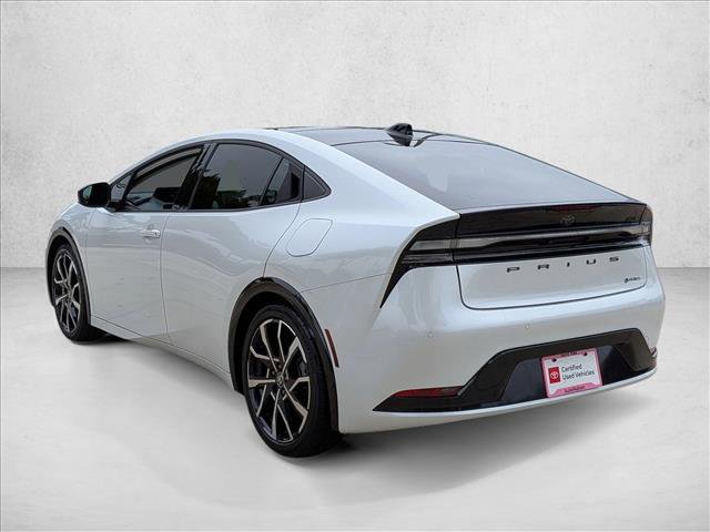Used 2025 Toyota Prius Plug-In Hybrid image 8