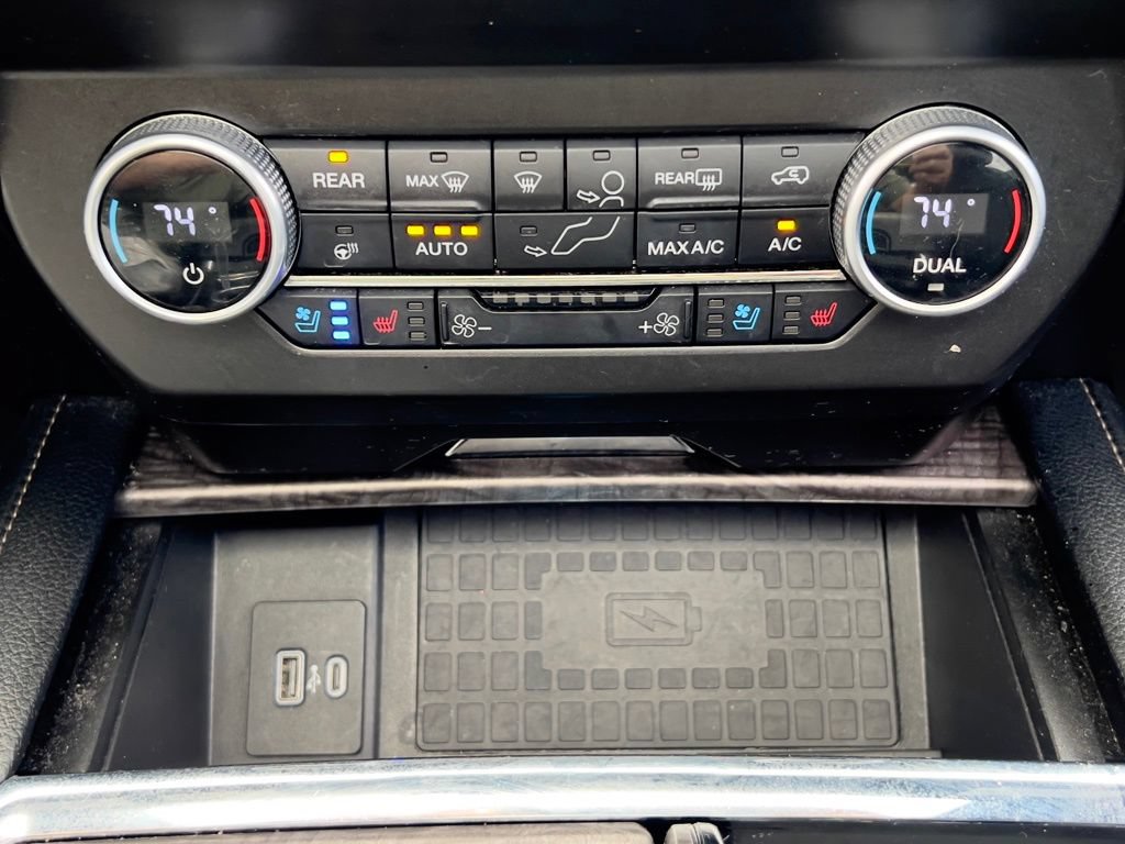 Used 2021 Ford Expedition Limited RWD image 33
