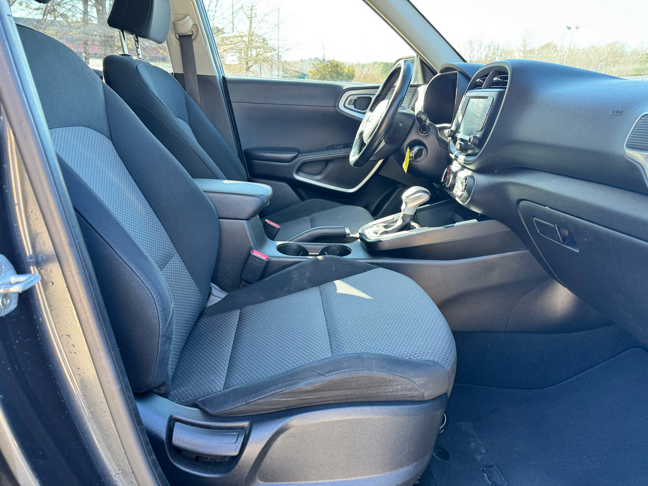 Used 2020 Kia Soul X-Line image 24