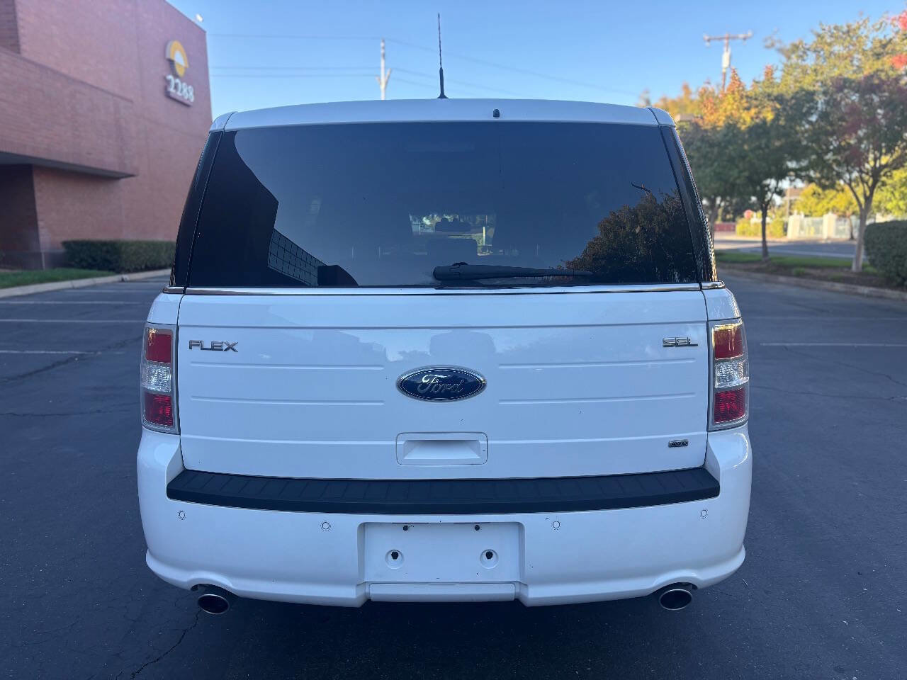Used 2015 Ford Flex SEL image 6