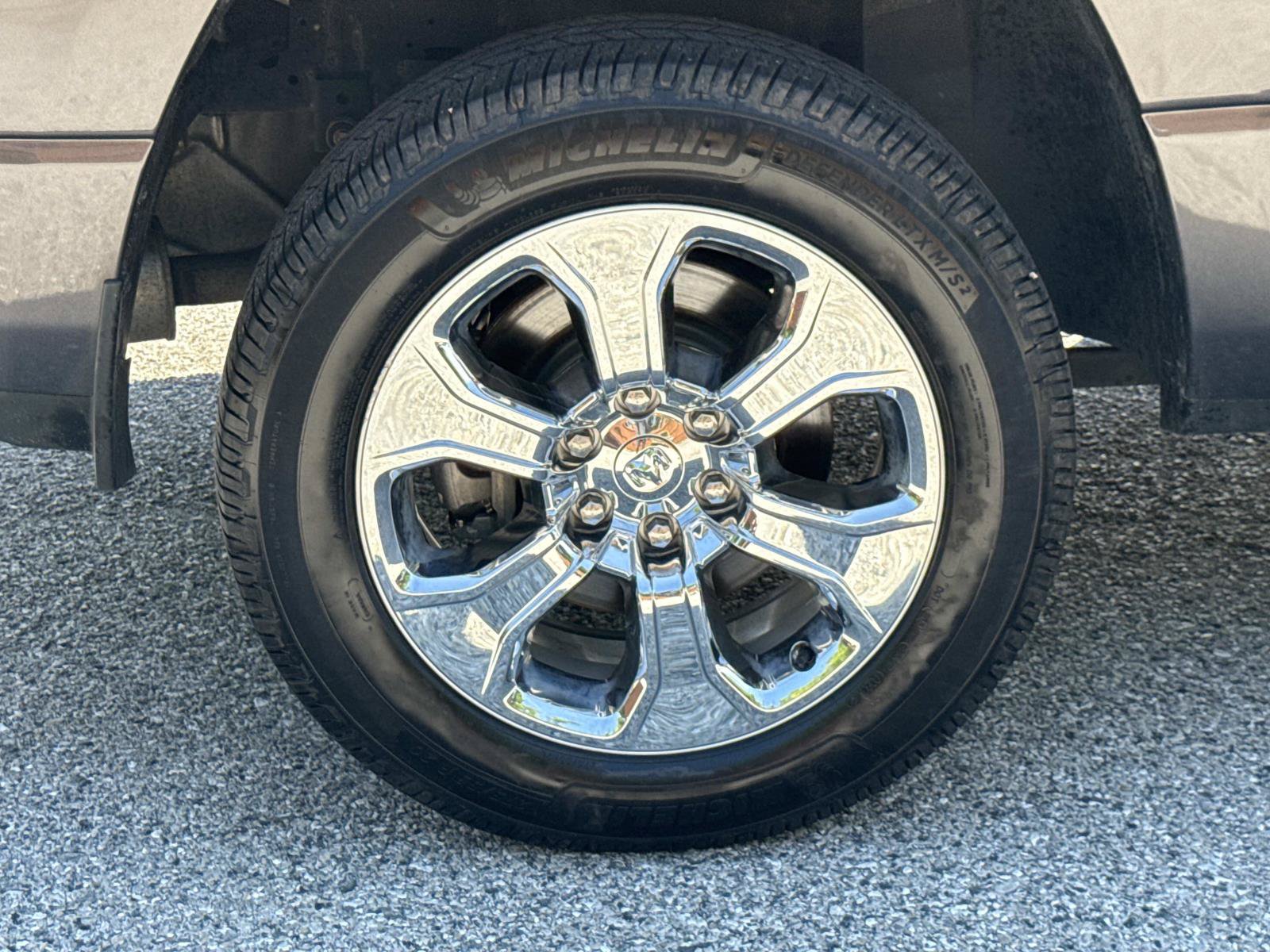 Used 2019 RAM 1500 Big Horn AWD/4WD image 24
