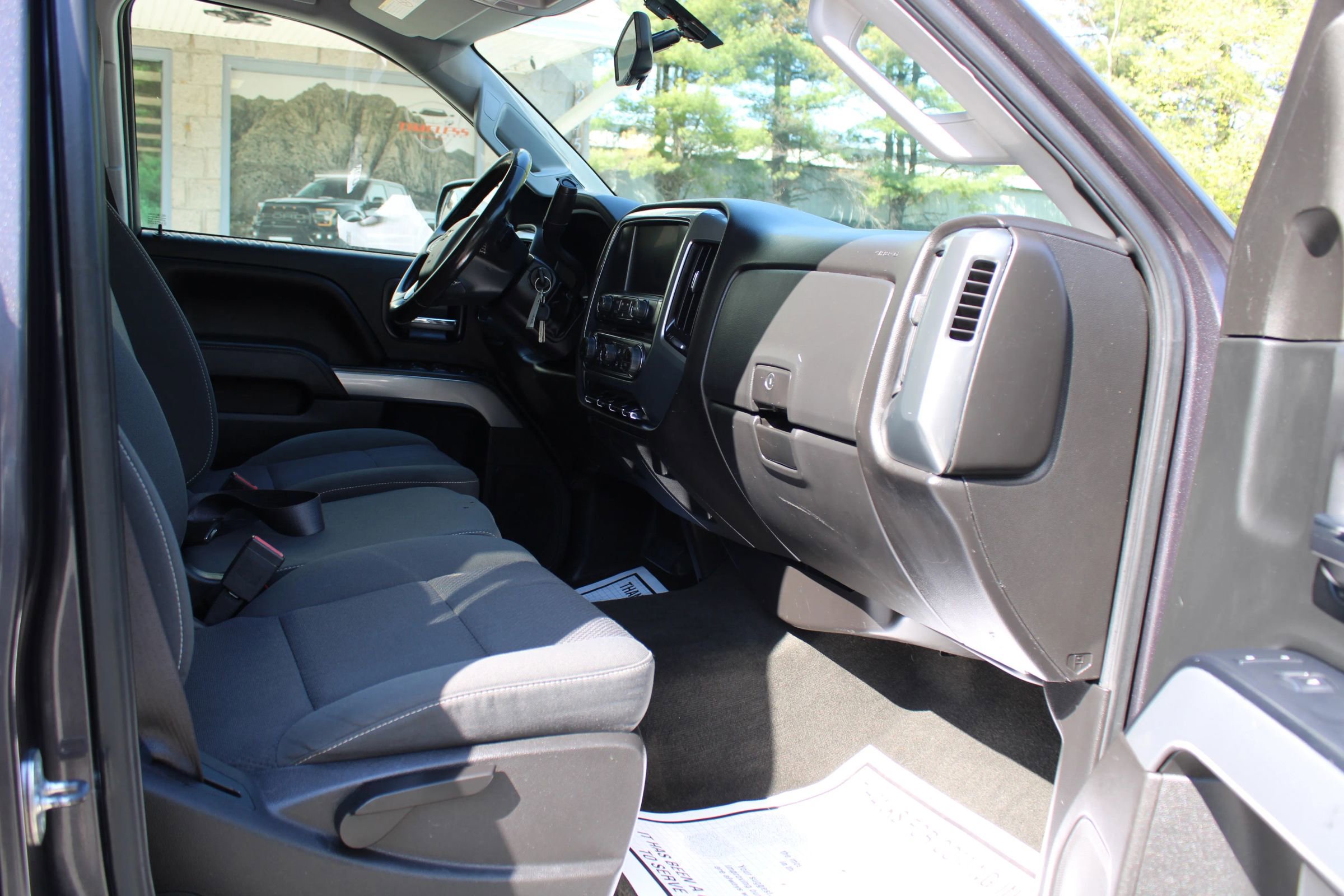 Used 2016 Chevrolet Silverado 2500 LT w/ LT Convenience Package image 7