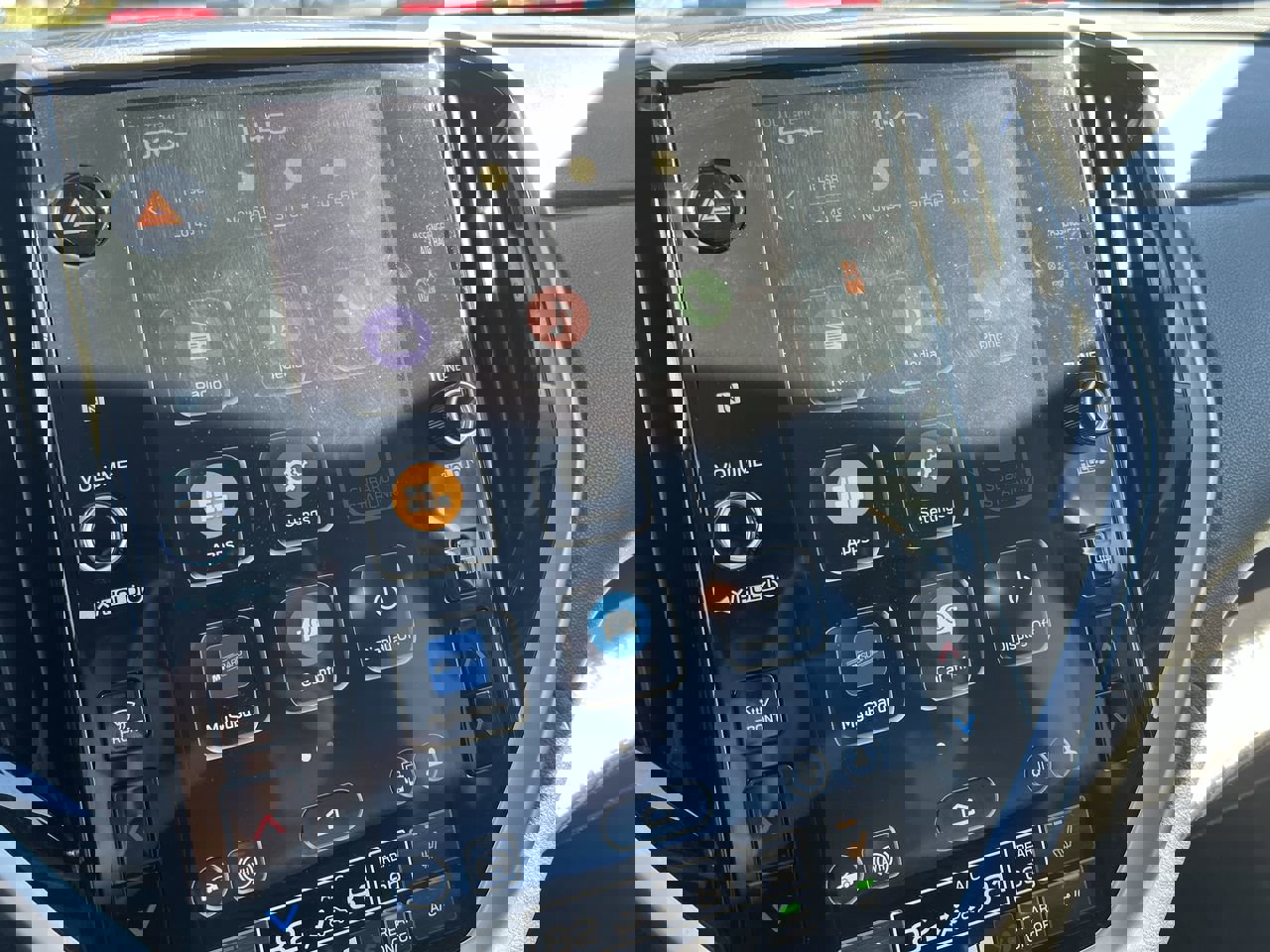 Used 2024 Subaru Ascent Premium w/ Convenience Package image 23