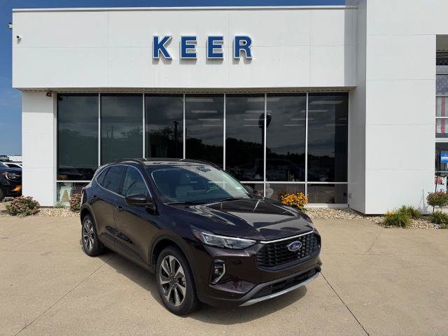 Certified 2023 Ford Escape Platinum AWD/4WD image 1