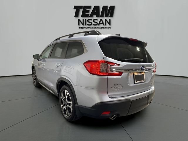 Used 2024 Subaru Ascent Limited w/ Technology Package AWD/4WD image 4