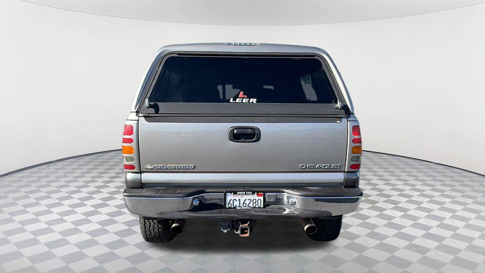 Used 2000 Chevrolet Silverado 1500 LS AWD/4WD image 6