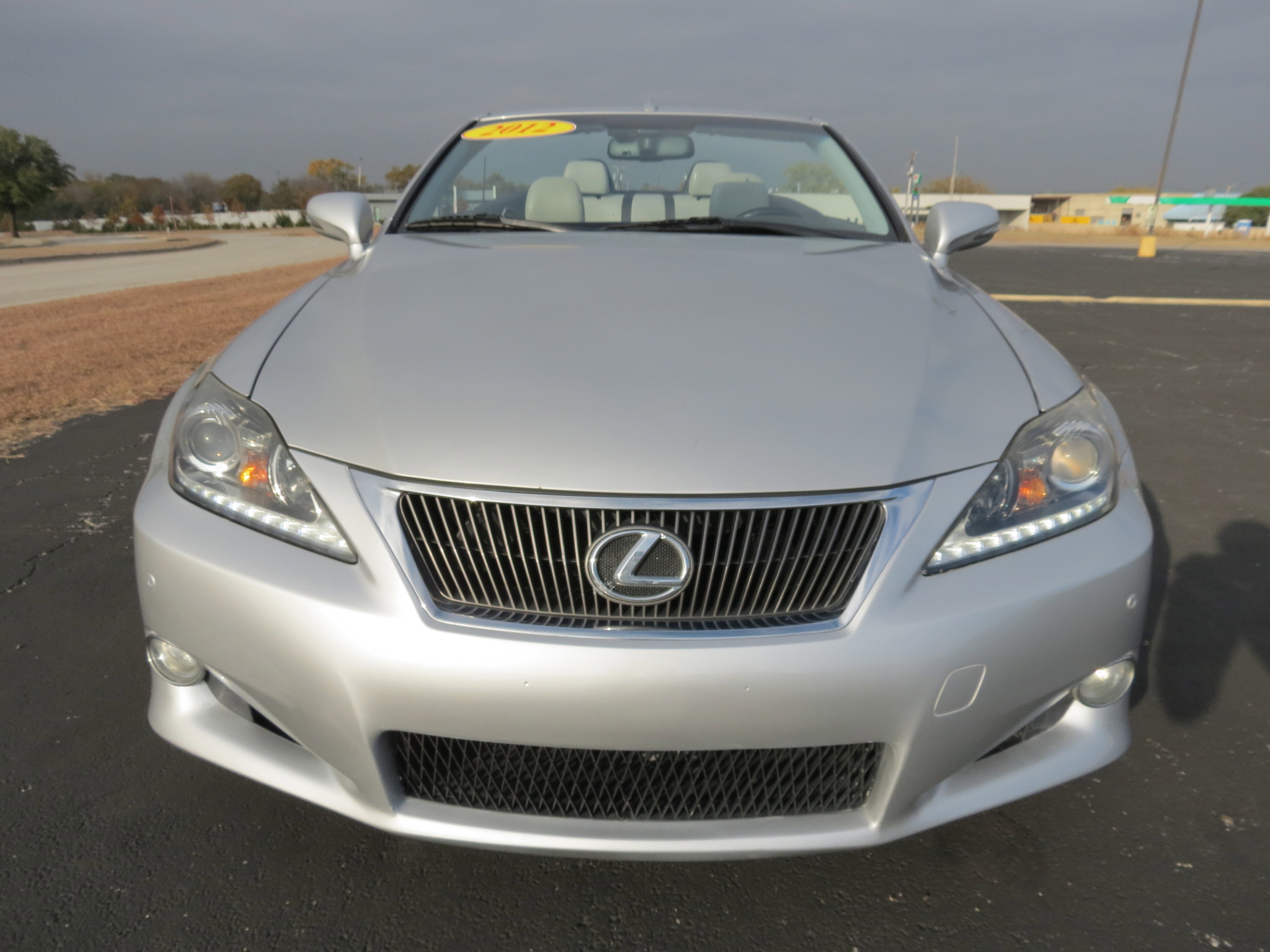 Used 2012 Lexus IS 250C image 7
