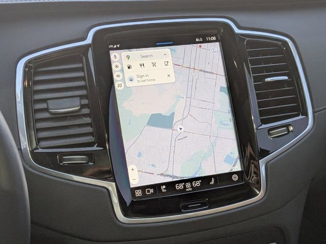 Used 2023 Volvo XC90 B6 Ultimate w/ Protection Package Premier image 30