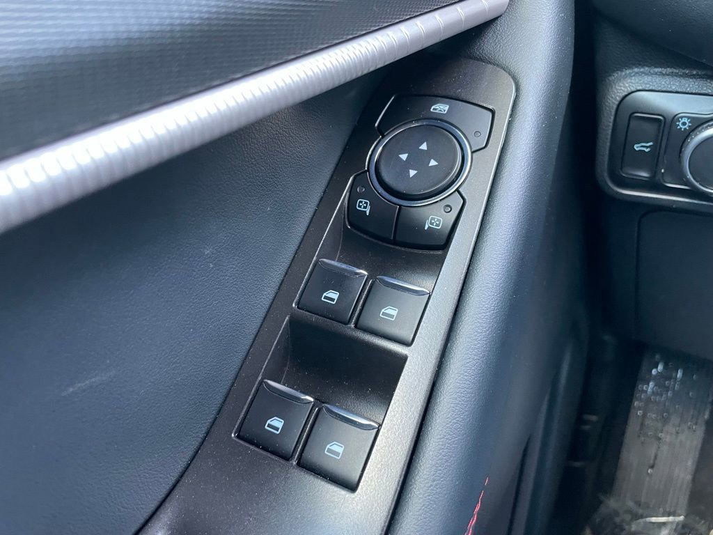 Used 2025 Ford Explorer ST-Line image 27