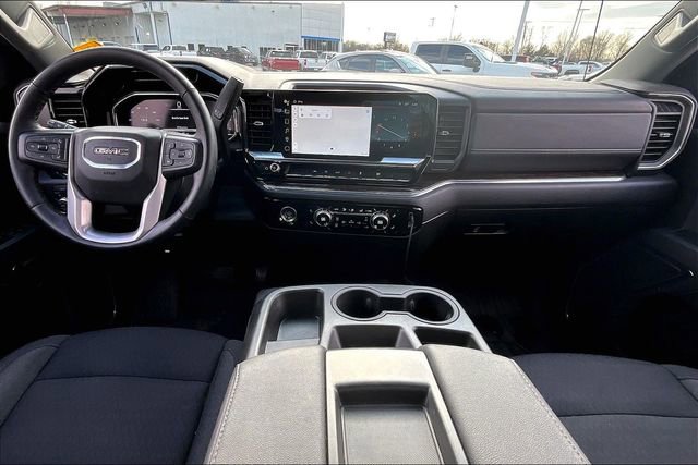 Used 2024 GMC Sierra 1500 Elevation w/ LPO, Elevation Black Package image 8