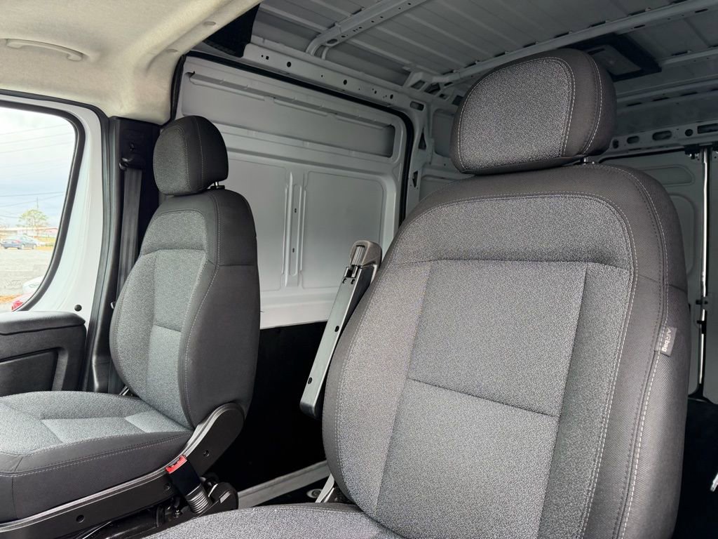 Used 2023 RAM ProMaster 2500 image 11