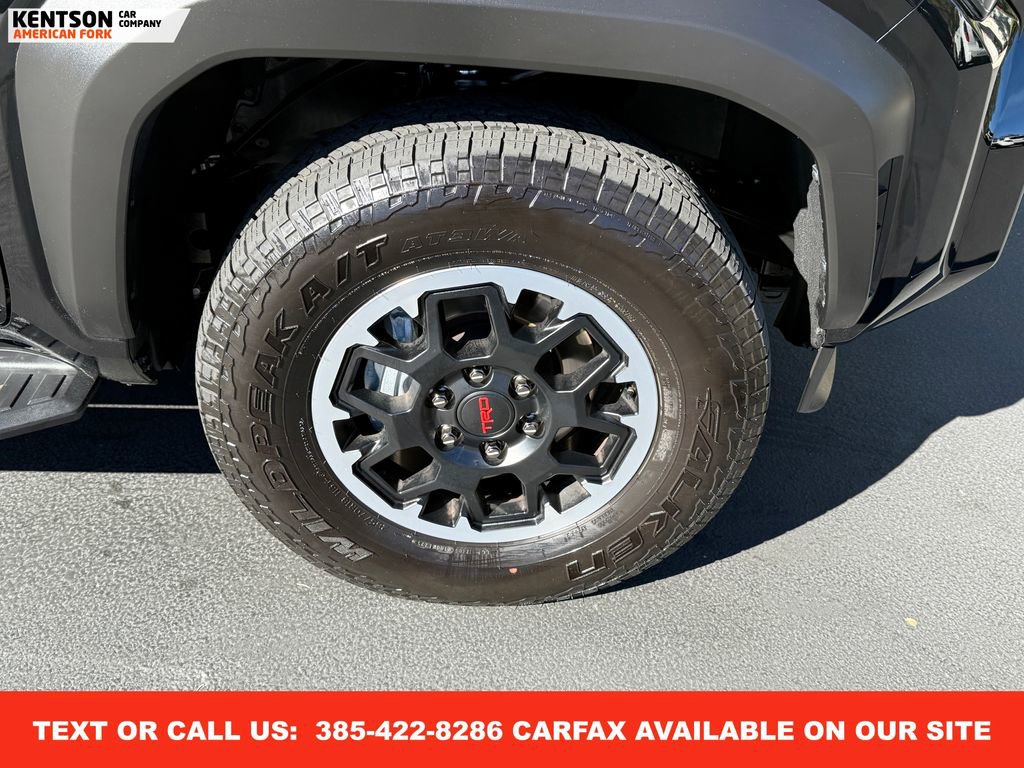 Used 2025 Toyota 4Runner TRD Off-Road image 16