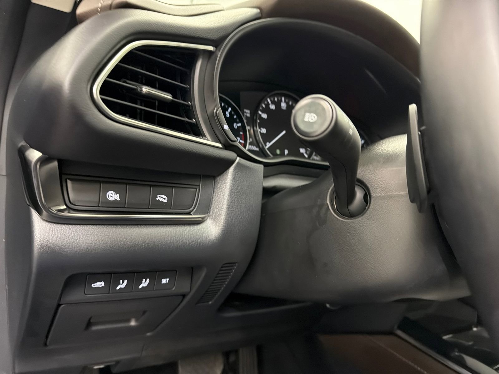 Certified 2025 MAZDA CX-30 AWD 2.5 S w/ Premium Package image 32