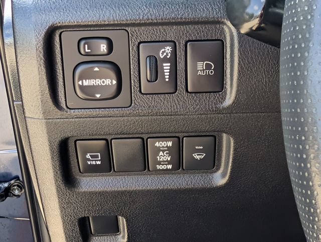 Used 2022 Toyota 4Runner Limited AWD/4WD image 25