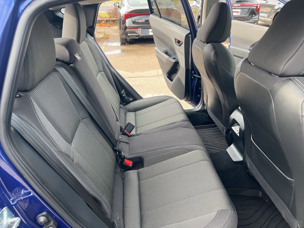 Used 2024 Subaru Crosstrek 2.0i Premium image 14