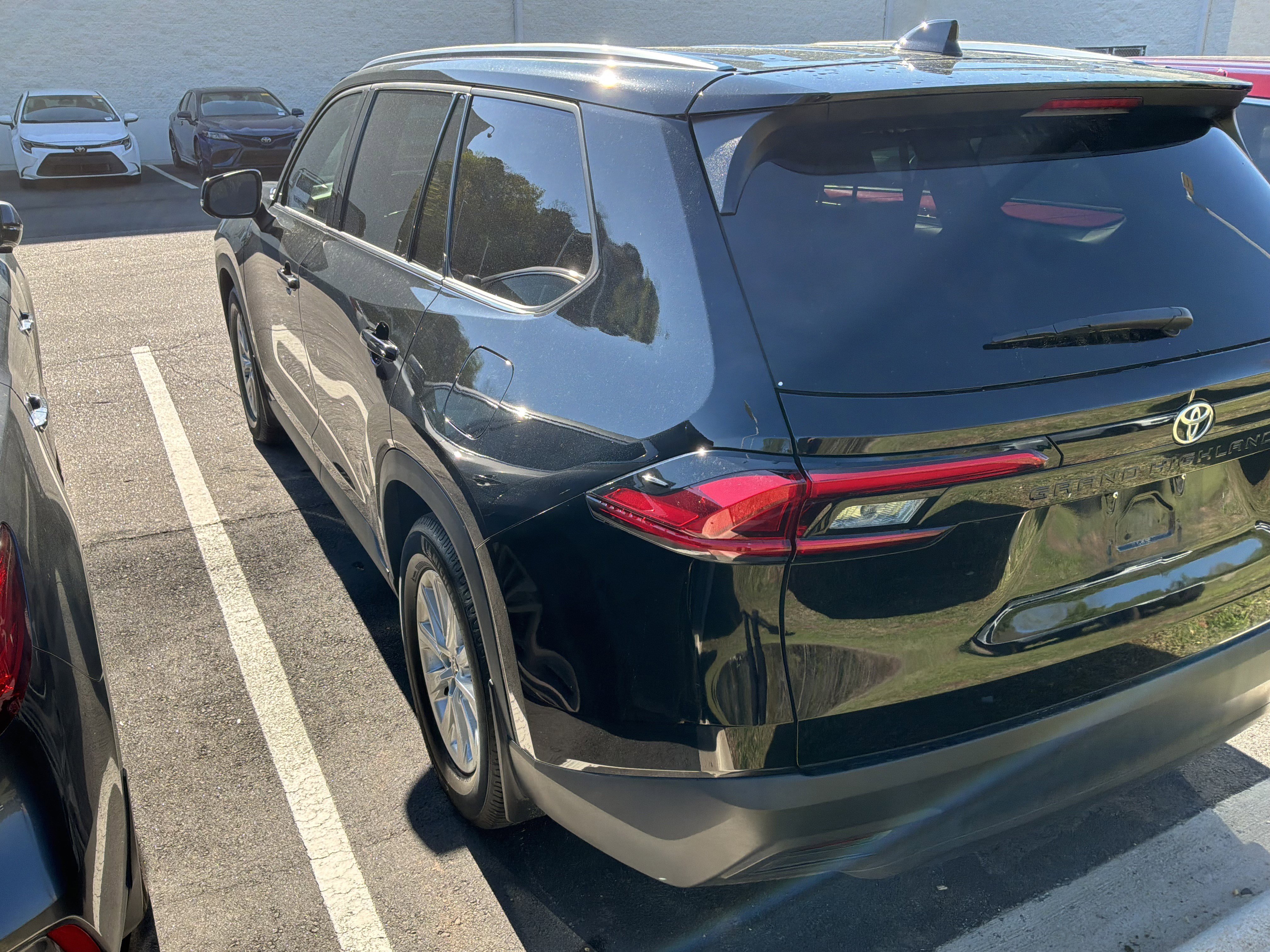 Used 2024 Toyota Grand Highlander XLE image 8