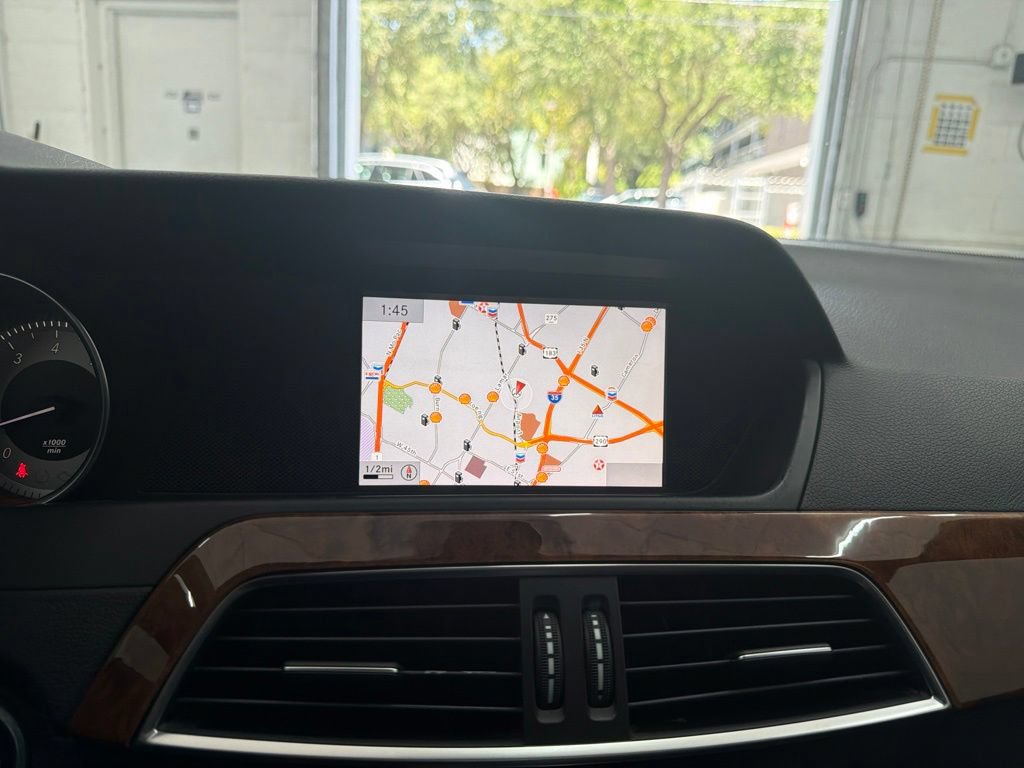 Used 2013 Mercedes-Benz C 250 Sedan image 33