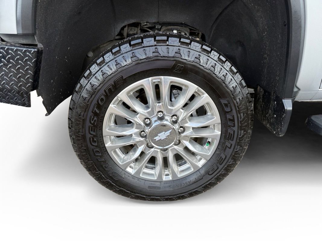 Used 2020 Chevrolet Silverado 3500 High Country w/ LPO, Hitch Package AWD/4WD image 9
