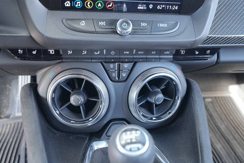 Used 2019 Chevrolet Camaro ZL1 RWD image 39