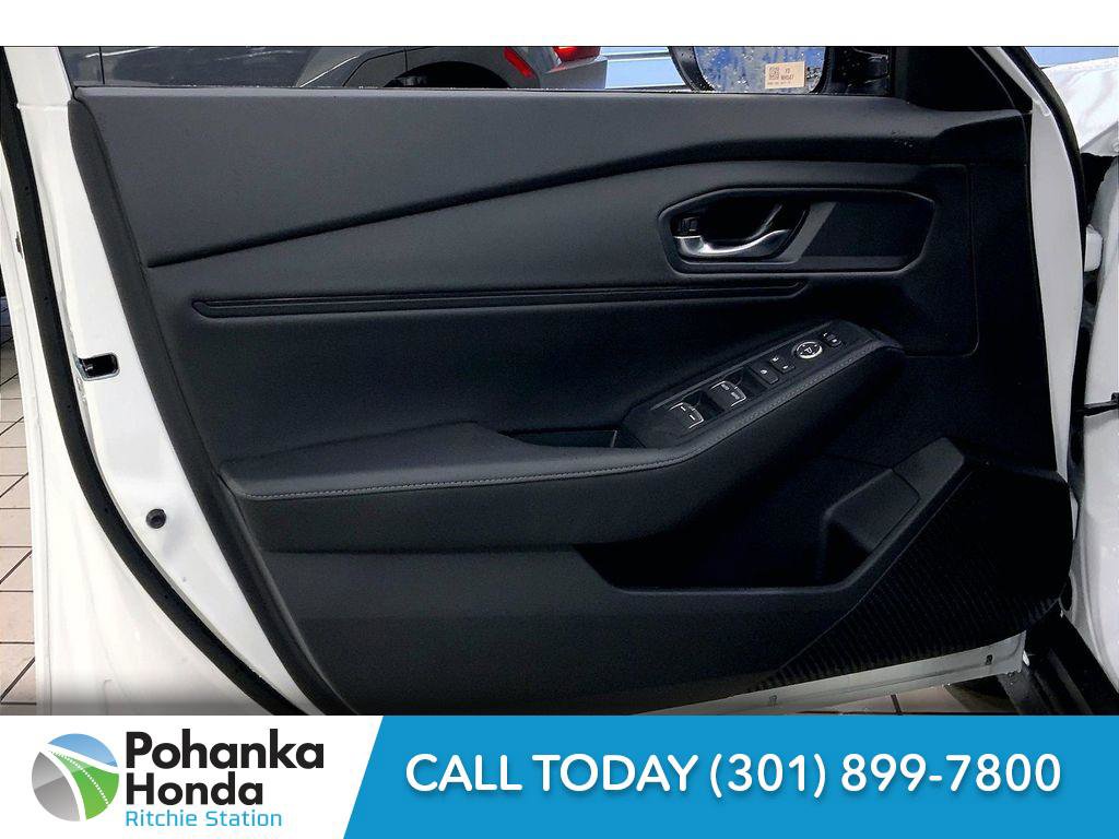 Used 2025 Honda Accord Sport image 13