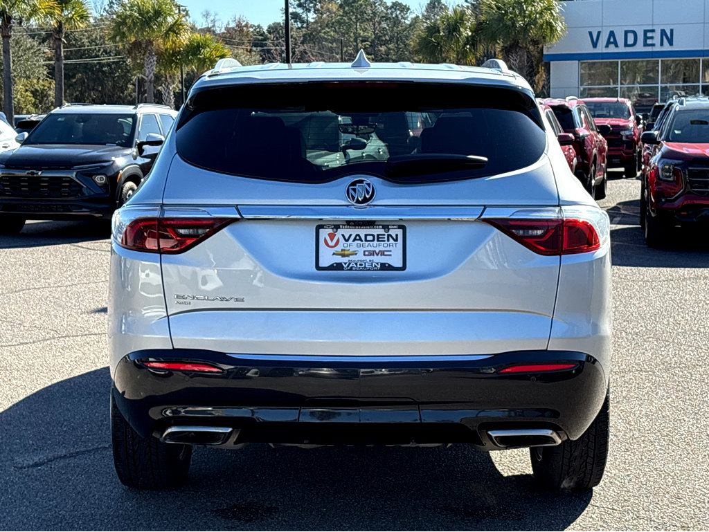 Used 2022 Buick Enclave Premium image 29