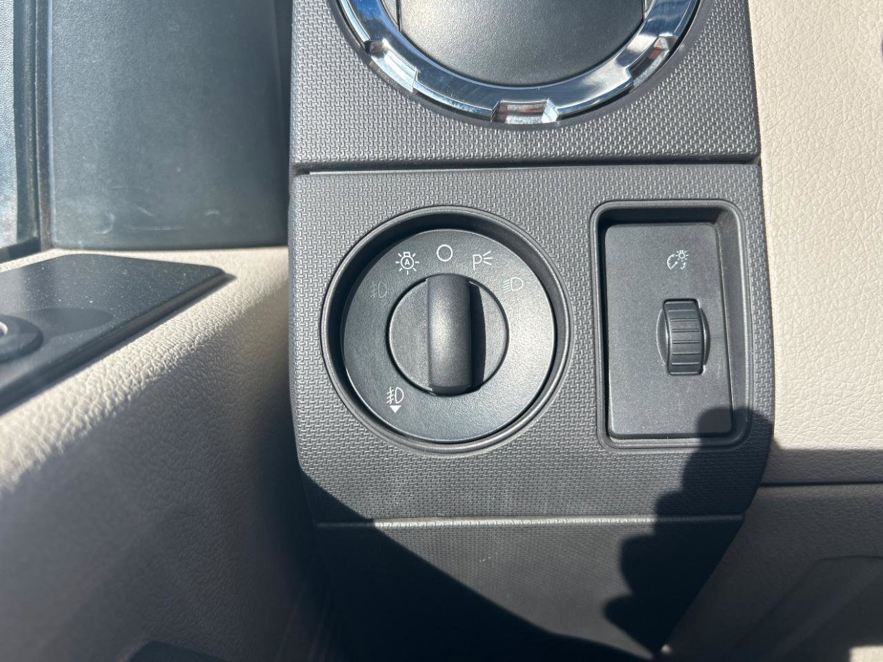 Used 2009 Ford F250 XL image 15