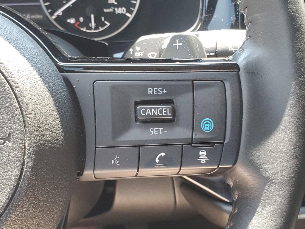 Certified 2025 Nissan Pathfinder SL w/ SL Premium Package FWD image 36