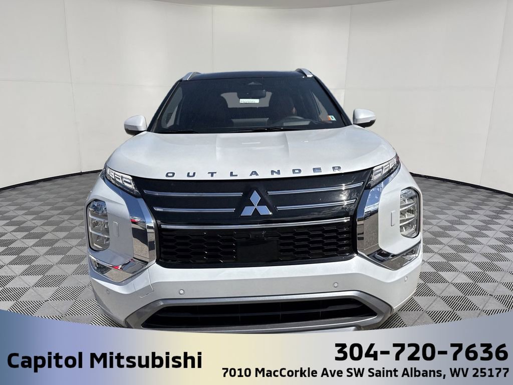 New 2025 Mitsubishi Outlander SEL image 12