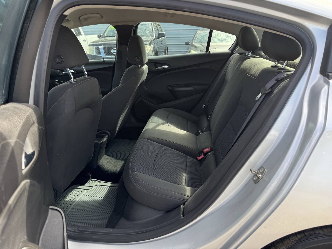 Used 2016 Chevrolet Cruze L FWD image 11