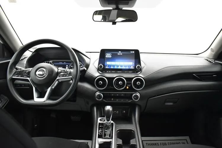 Used 2024 Nissan Sentra SV FWD image 18