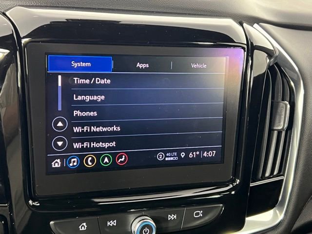 Used 2023 Chevrolet Traverse RS image 38