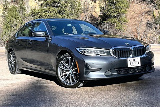 Used 2019 BMW 330i xDrive Sedan w/ Convenience Package image 3