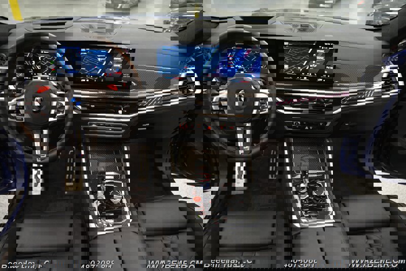 Used 2025 BMW X6 M Competition w/ Executive Package image 17