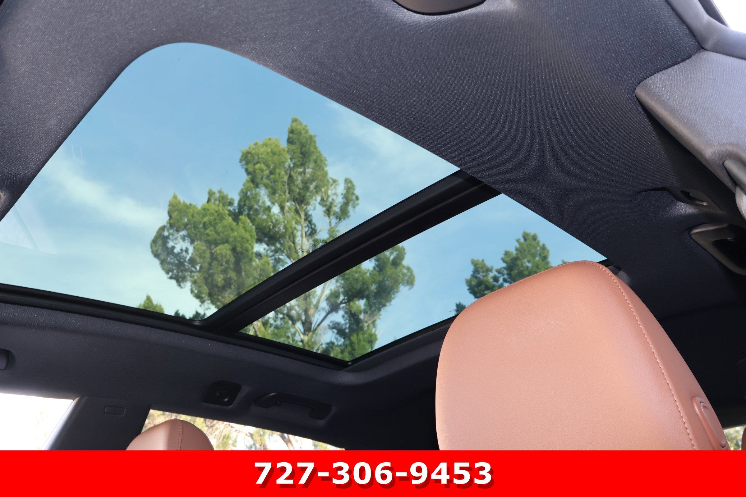 Used 2023 Audi Q8 Premium Plus image 5