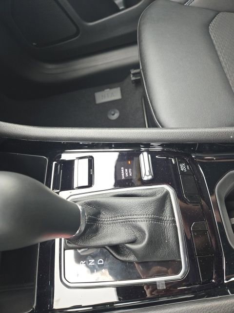 New 2026 Jeep Compass Latitude image 12