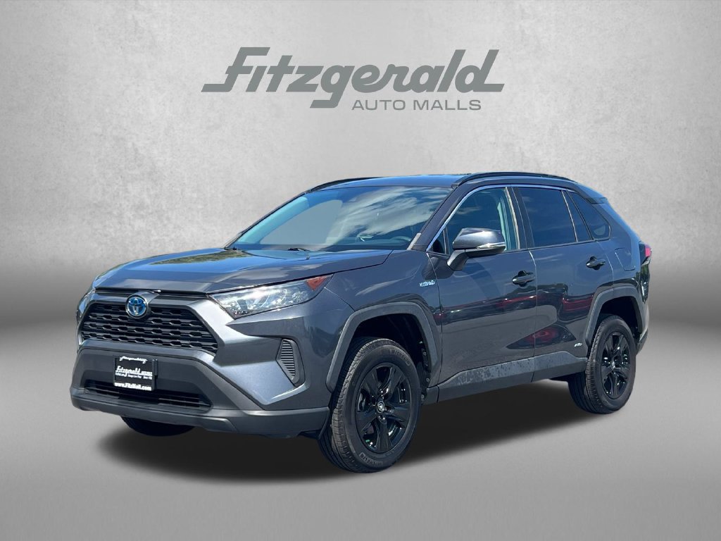 Used 2019 Toyota RAV4 LE AWD/4WD image 2