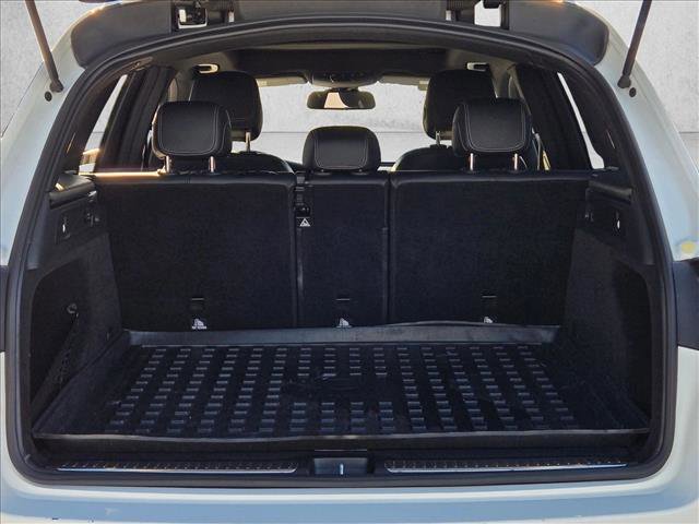 Used 2017 Mercedes-Benz GLC 300 4MATIC image 6