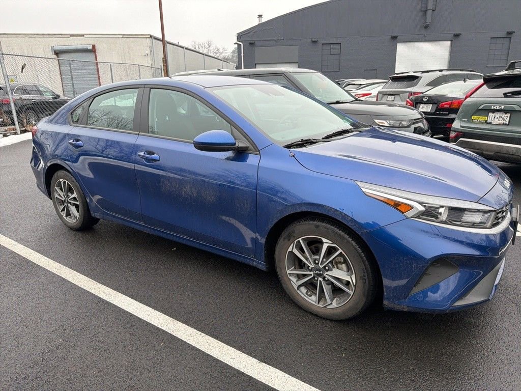 Used 2023 Kia Forte LXS image 1
