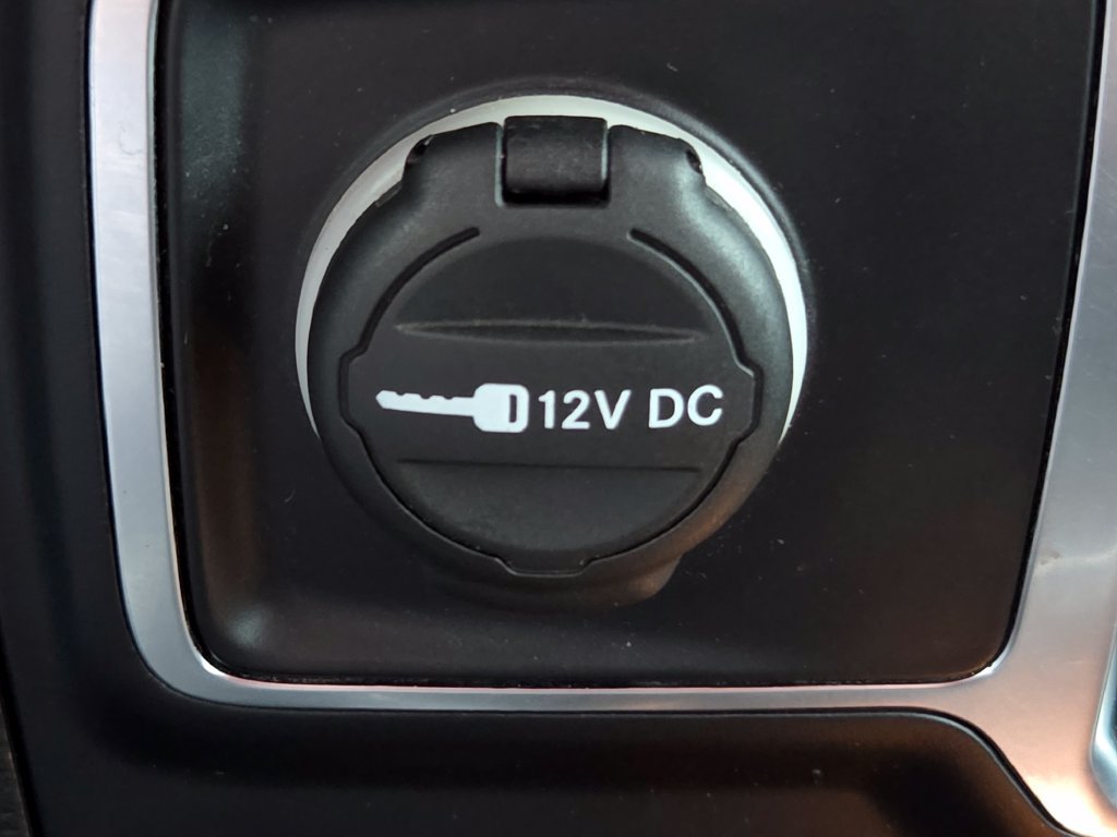 Used 2020 Jeep Gladiator Rubicon w/ Advanced Safety Group AWD/4WD image 9