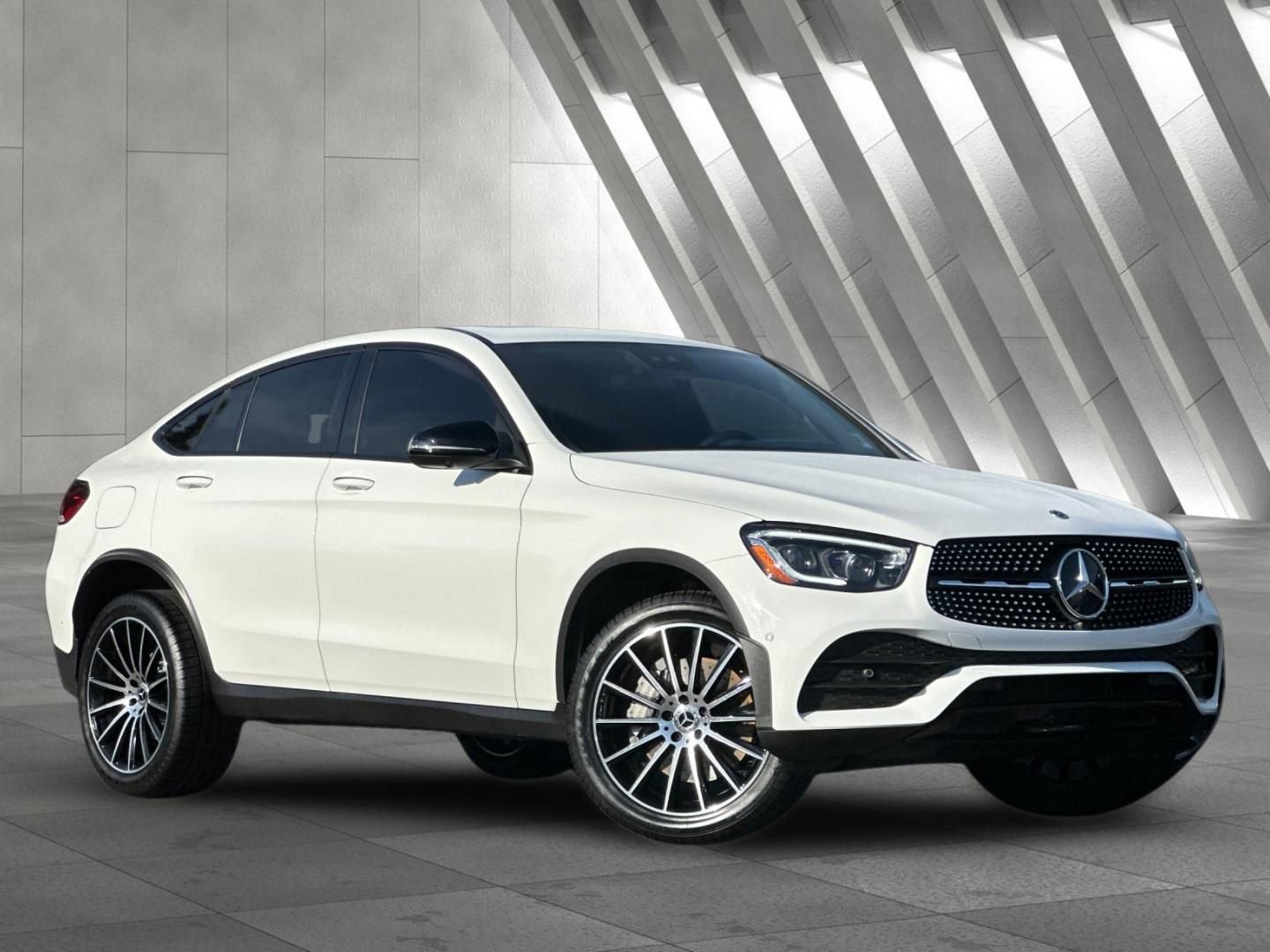 Certified 2022 Mercedes-Benz GLC 300 4MATIC Coupe image 2