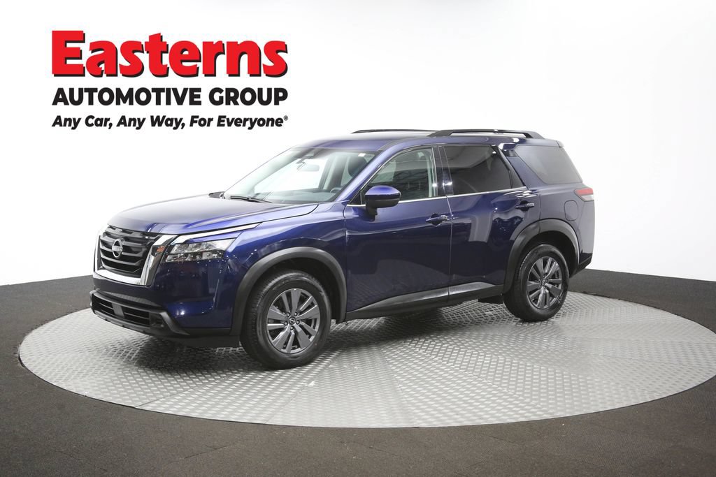 Used 2025 Nissan Pathfinder SV FWD image 56