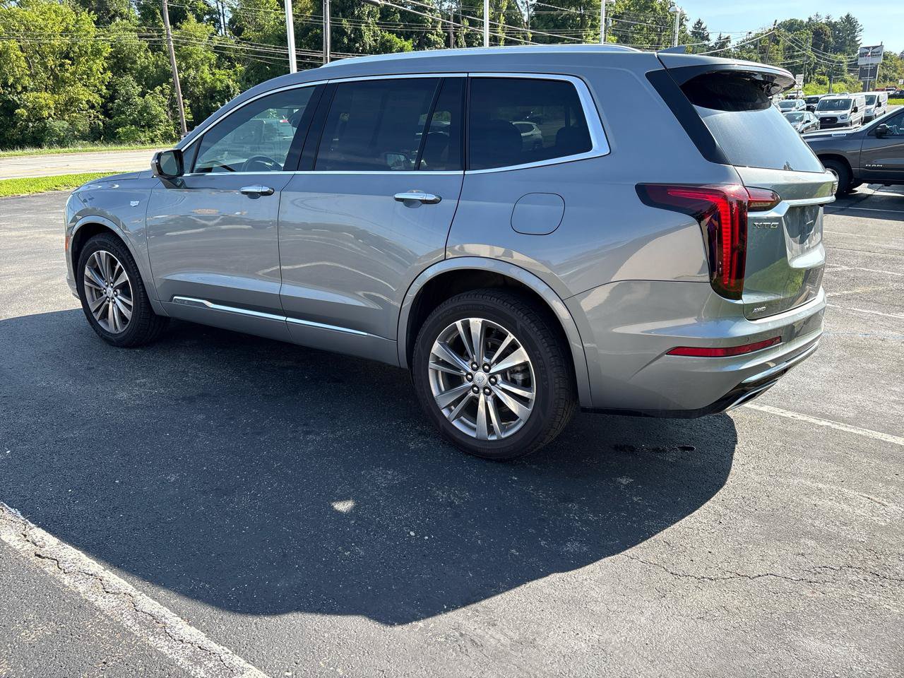 Used 2024 Cadillac XT6 Premium Luxury w/ LPO, Floor Liner Package AWD/4WD image 7