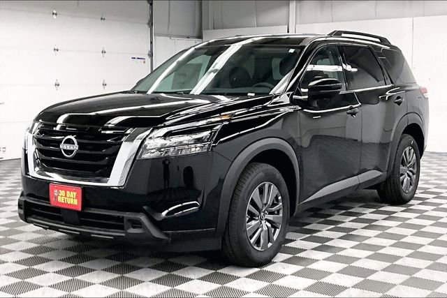 New 2025 Nissan Pathfinder SV w/ Cargo Package image 3