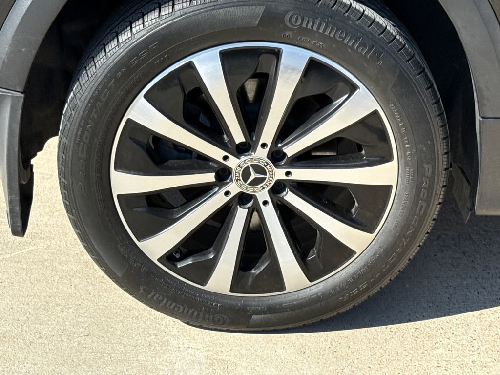 Used 2022 Mercedes-Benz GLB 250 image 9