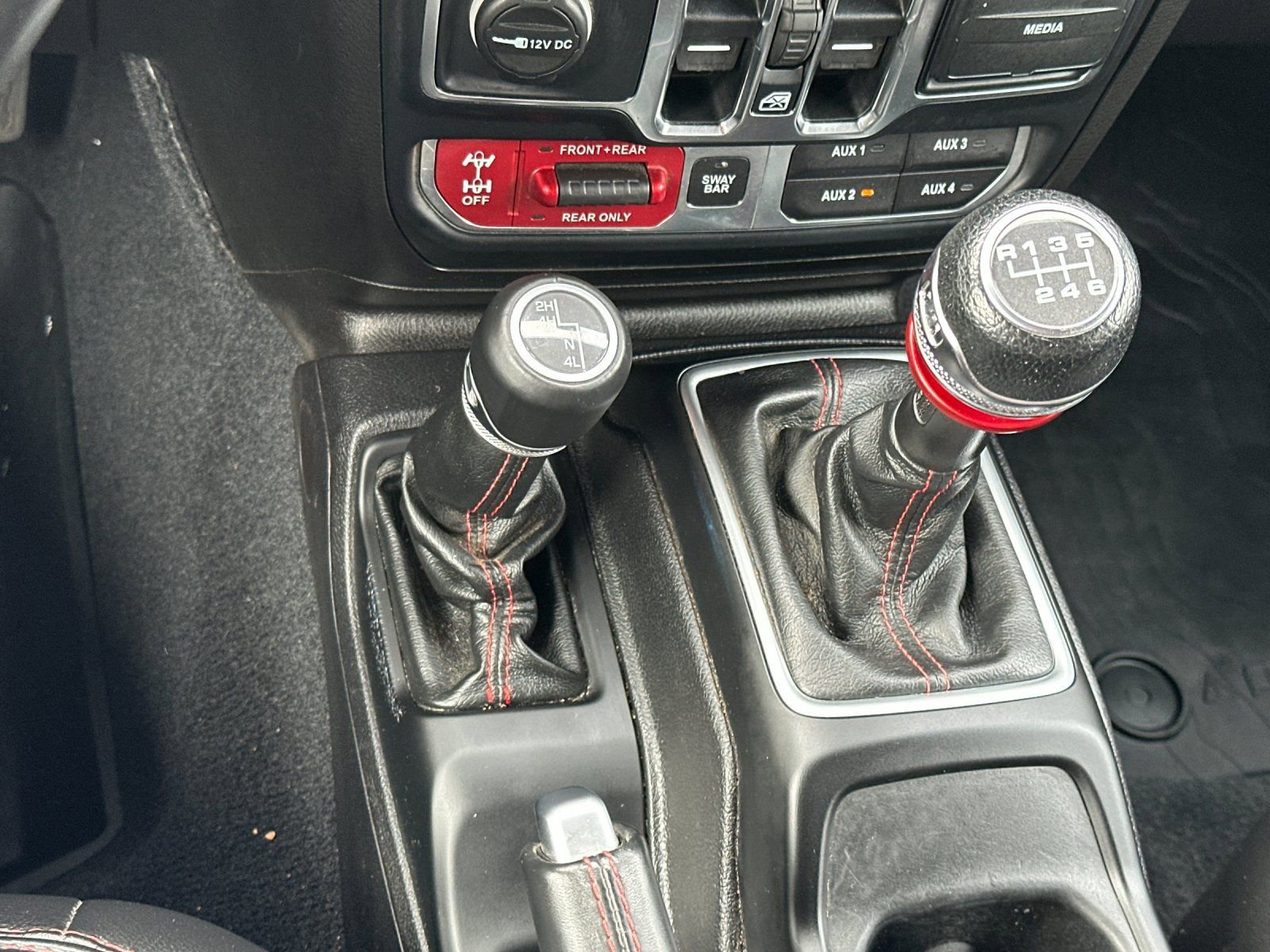 Used 2019 Jeep Wrangler Unlimited Rubicon image 22