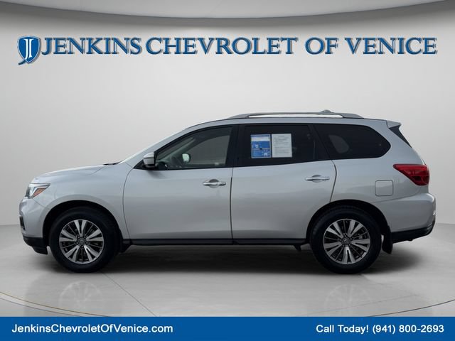 Used 2019 Nissan Pathfinder S AWD/4WD image 8