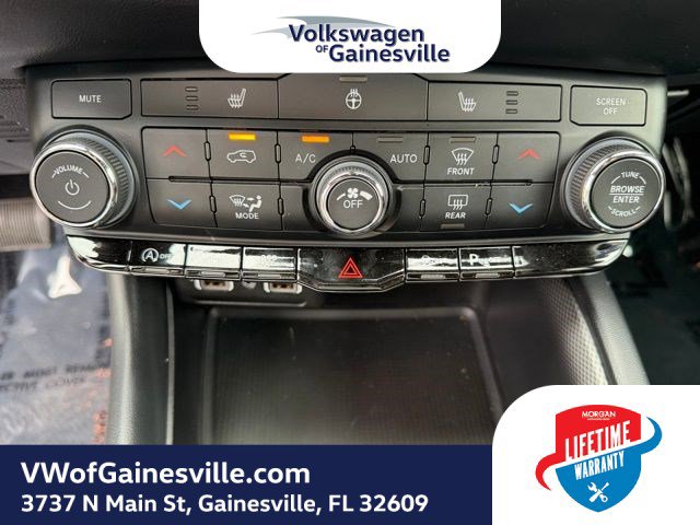 Used 2025 Dodge Durango GT RWD image 28