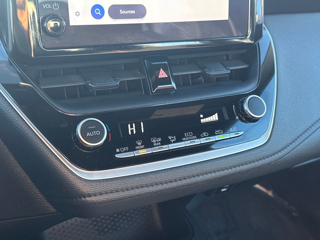 Used 2023 Toyota Corolla SE image 23